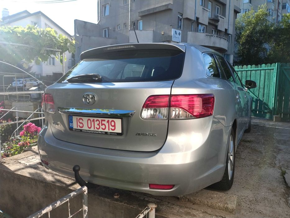 TOYOTA Avensis 2012 — imagine 4
