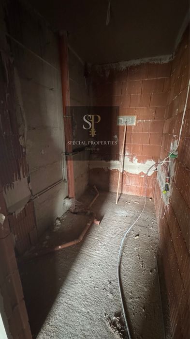 Двустаен апартамент с АКТ 14 до Гребна База !