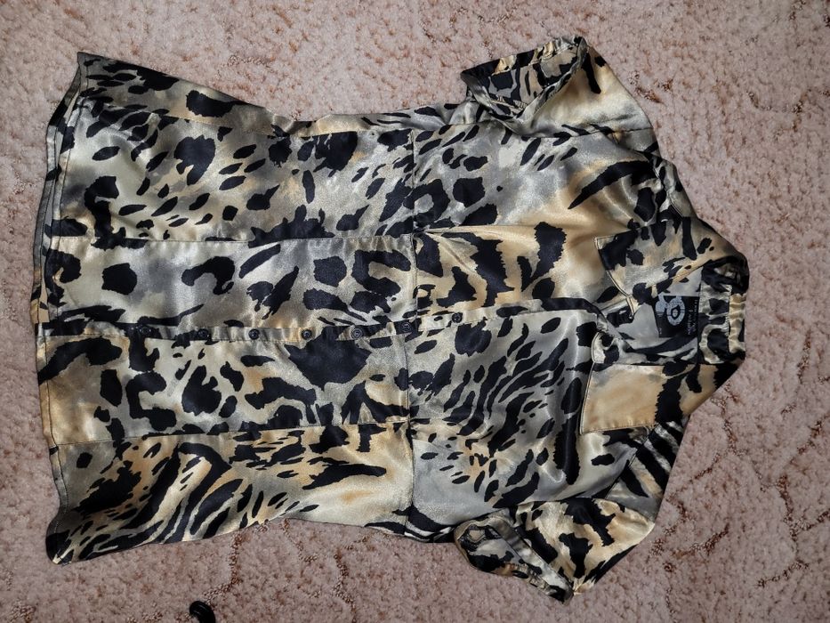 Vând cămașă eleganta