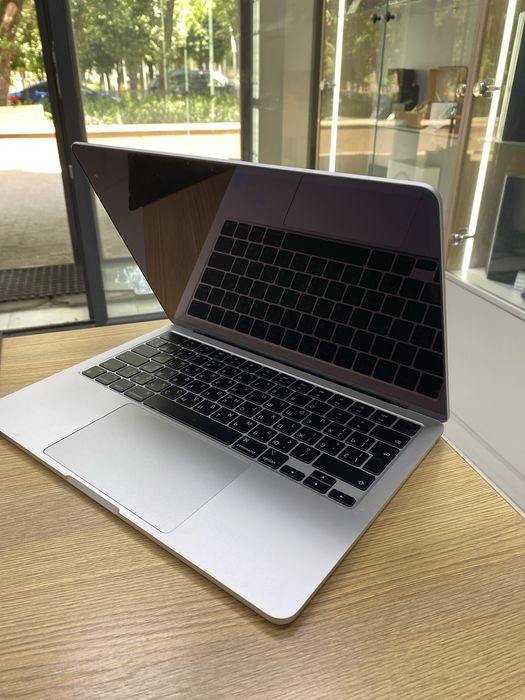MacBook Air M2, 512gb (p25)