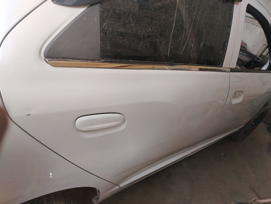 Koblt eshiklari sotiladi