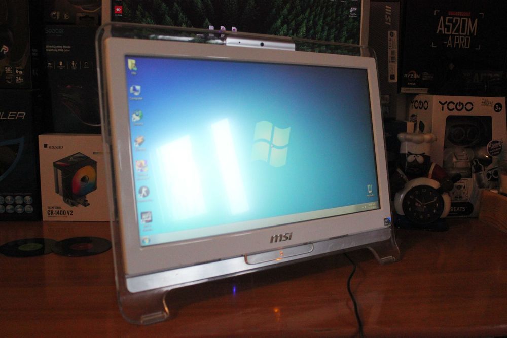 All-in-One Msi Quad-Core/4GB/128SSD/WIN7