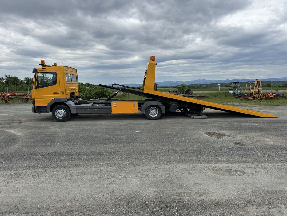 Camion tractari 12 tone mercedes atego