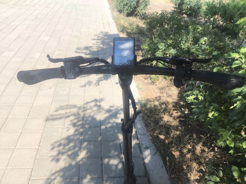 Продаю самокат продаю