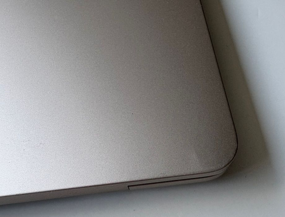 Apple Macbook Air 2022 13' M2 256GB
