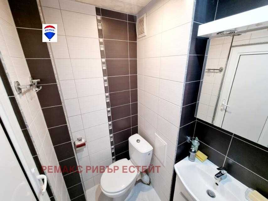 Продава се Двустаен апартамент в Русе, Дружба 3 - 64 кв.м за 1290 €/кв.м - Снимка #5