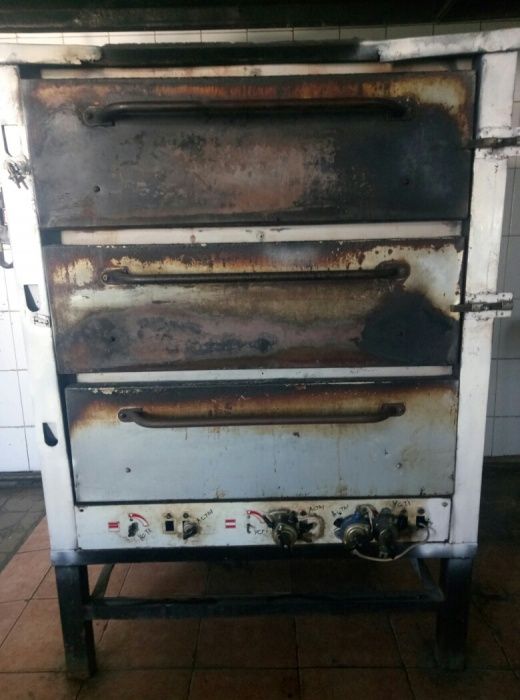 Печь для выпечки хлеба