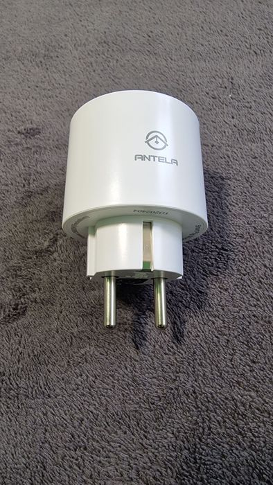 Set 4 prize WiFi cu monitorizare si istoric energie app SmartLife Tuya