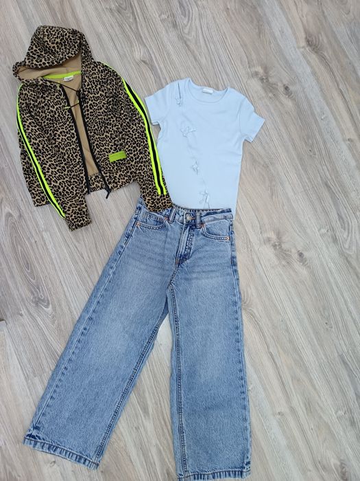 Комплект на девочку рост 128-130 см