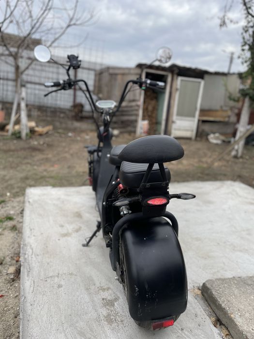 Vand scuter harley model 2025,3200 lei negociabil.