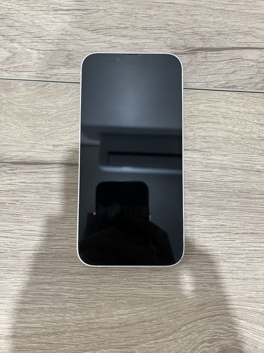 Белый Iphone 13 256gb 75%
