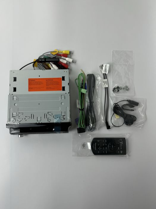 Pioneer AVH-Z7250BT новый с гарантием