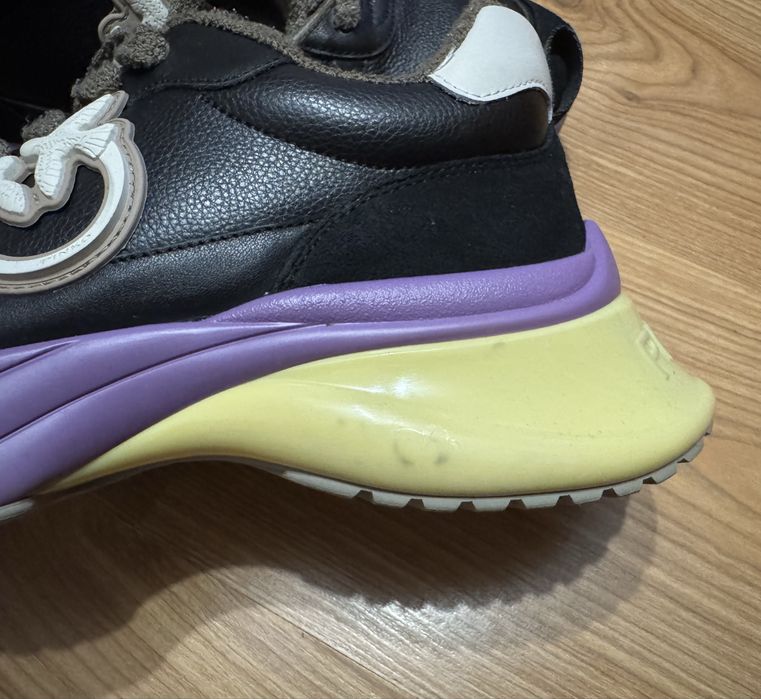 Маратонки  Pinko - намалени