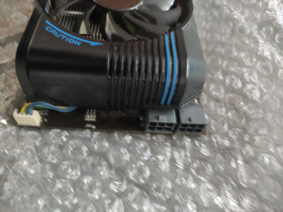 MSI GTX 560 , DDR5