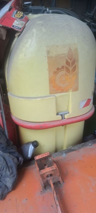 Продавам Трактор