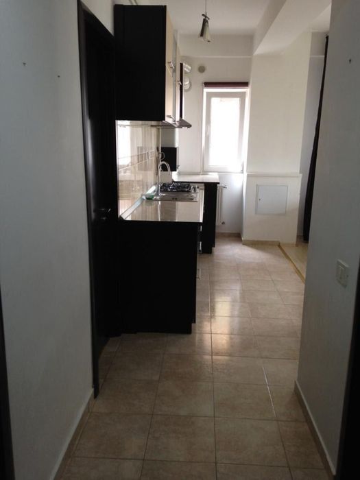 Vand apartament 3 camere