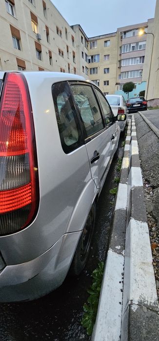 FORD Fiesta 2003 — imagine 4