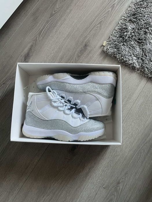 Nike Air Jordan 11 Gri Argintiu 43 (DS)PLATA RAMBURS,VERIFICARE LA LIVRARE,fara avans