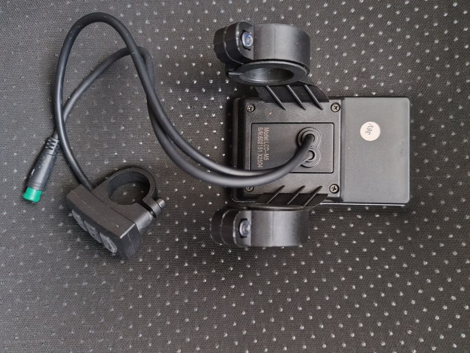 Display pentru bicicleta electrica sau trotineta