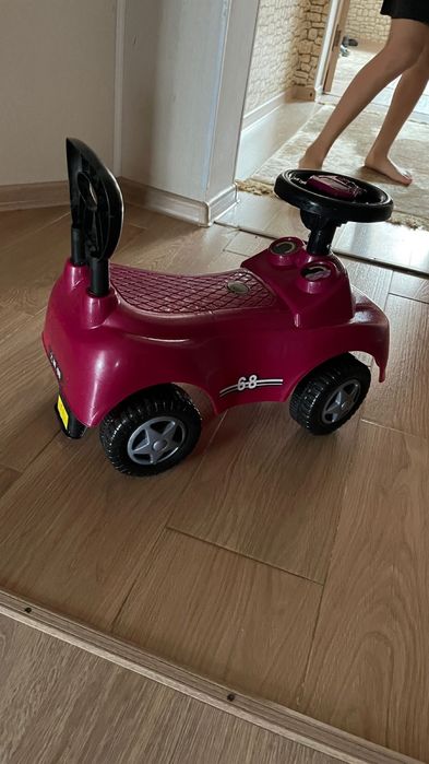 детский.машинка продам