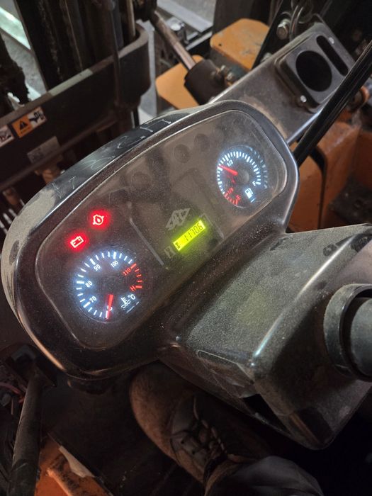 Вилочный погрузчик hangcha CPCD30