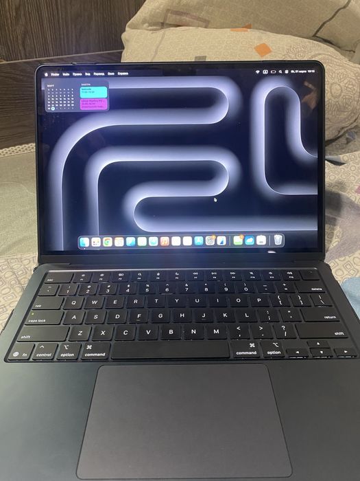 Продам macbook m4