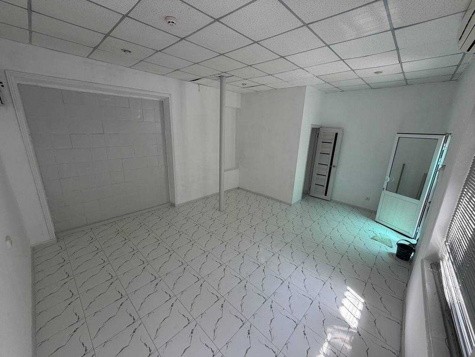 Bodomzor 30m2 joy sotiladi Srochna!