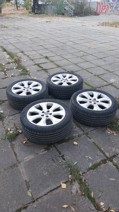 4 бр. летни гуми 215/50 R17 с алуминиеви джанти – комплект