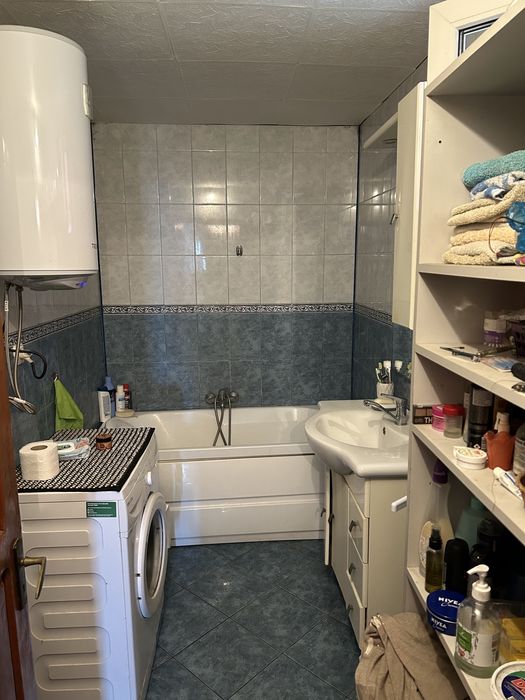 Vând/Schimb Casā Familialā str. 8 Martie