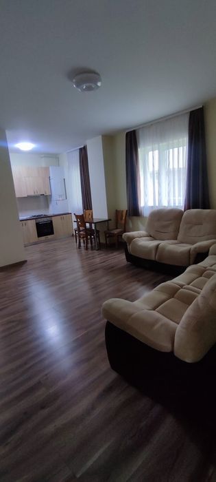 Persoană fizică, inchiriez ap. Cu două camere  ,confort  1 ,parter, str. Liviu  Rebreanu  nr.175
