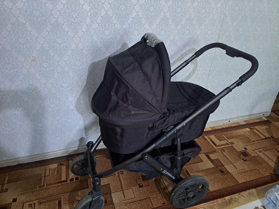 Коляска Американски