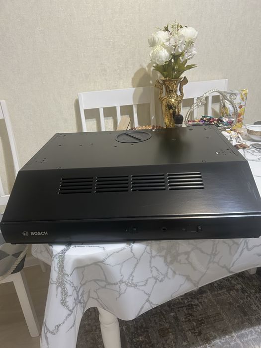 Вытяжка в отличном состояний