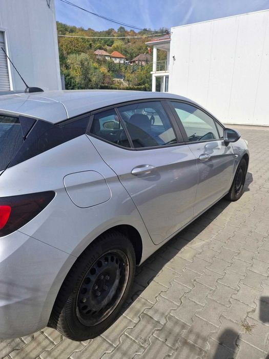 OPEL Astra 2020 — imagine 4