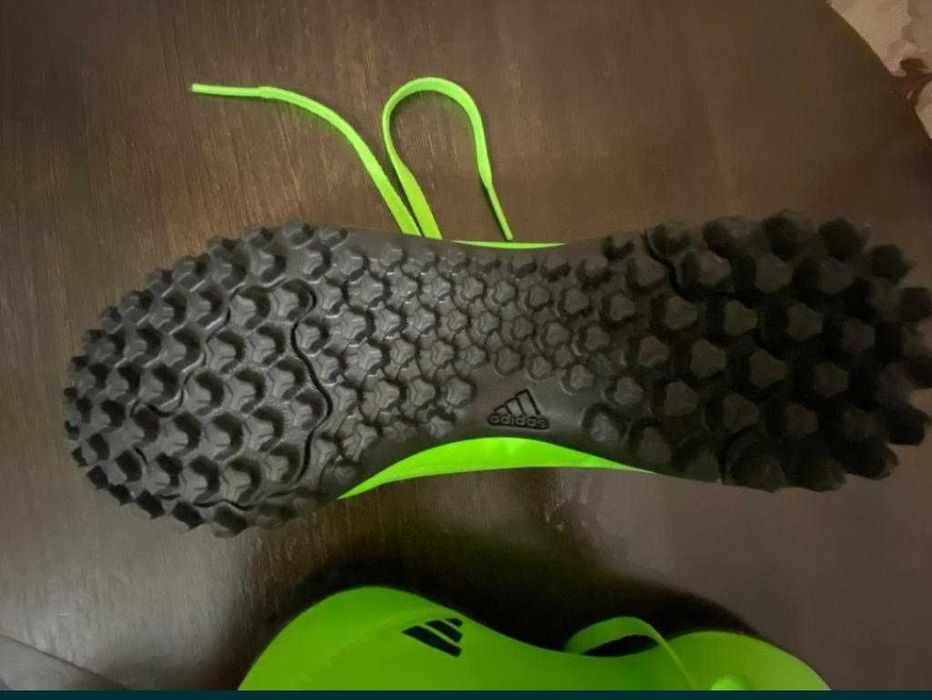 Продаю сороконожки.