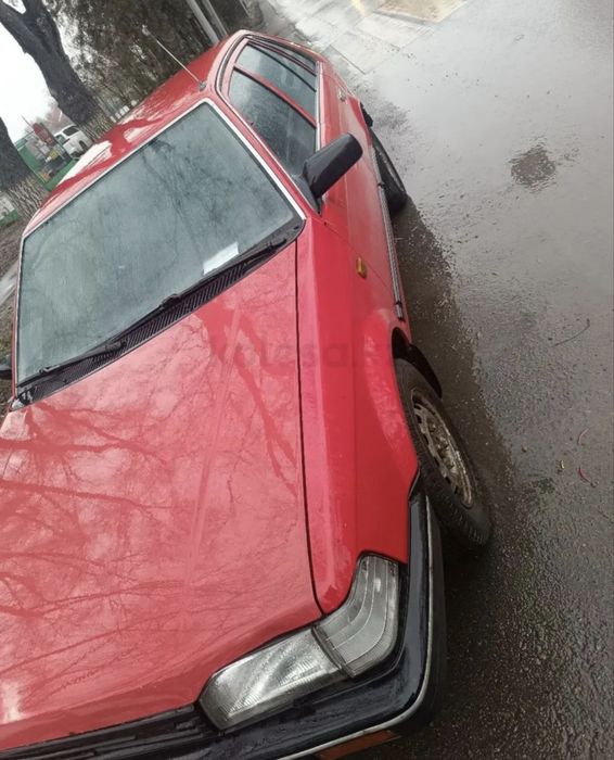 Капот Mazda 323 BF