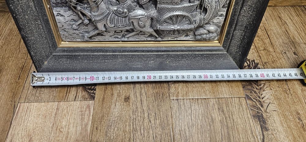 Tablou Basorelief Metalic Thailanda – Scenă Mitologică Ramakien / Ramayana
