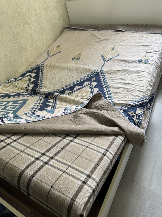 Спальные кровати