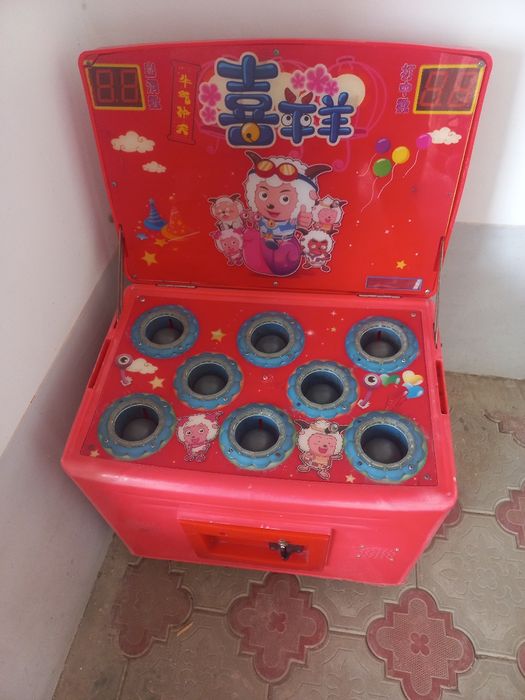 Игровой аппарат для парков и также для детских развлекательных центров