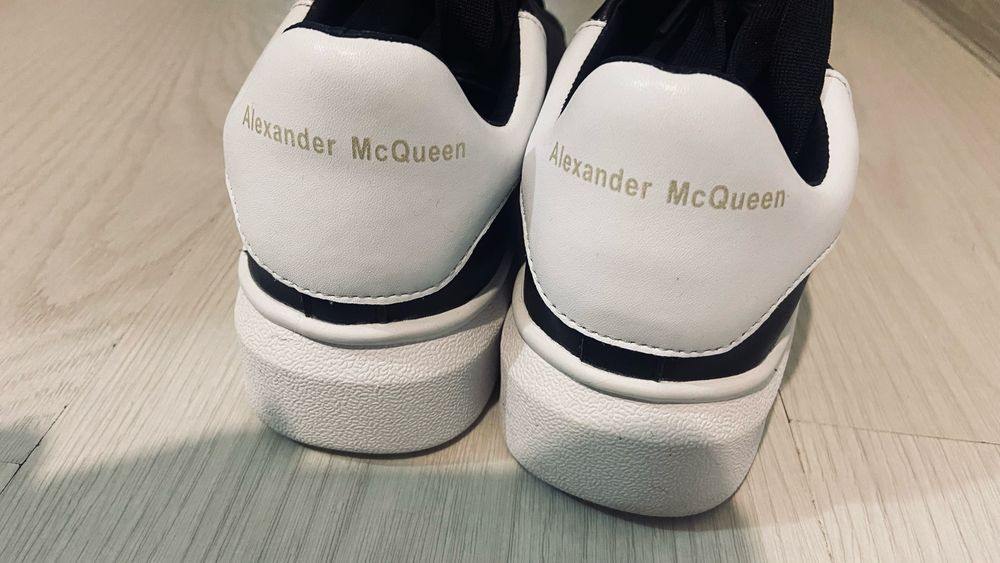 Кроссовки оригинал!