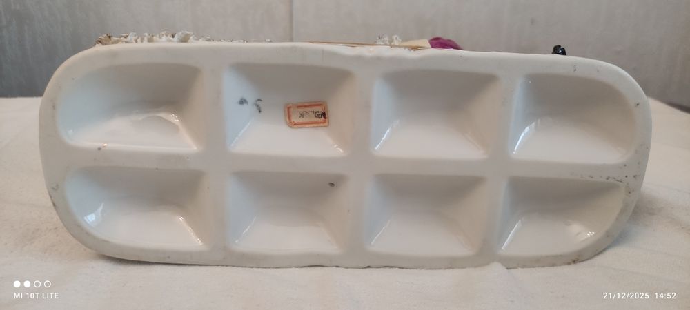 Порцеланова композиция с Dresden дантела - винтидж