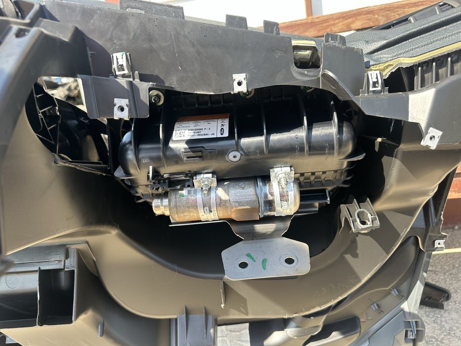 Табло със десен Airbag за Ford C max, Grand C Max от 2010г-