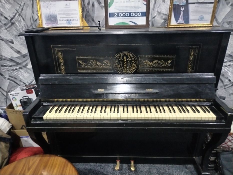 Pianino Belarus sotiladi