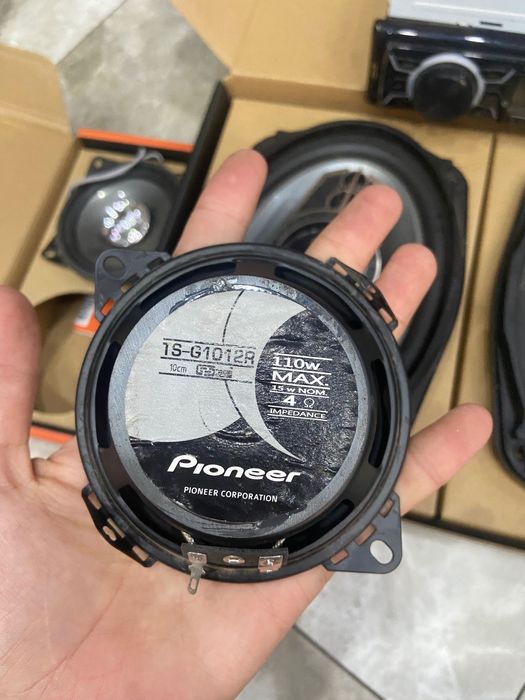 Продам динамики и мафон