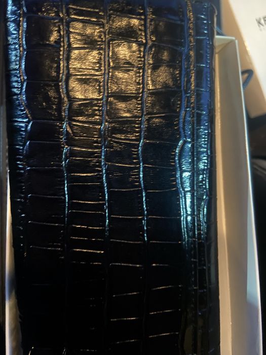 Новое кажанное портмоне