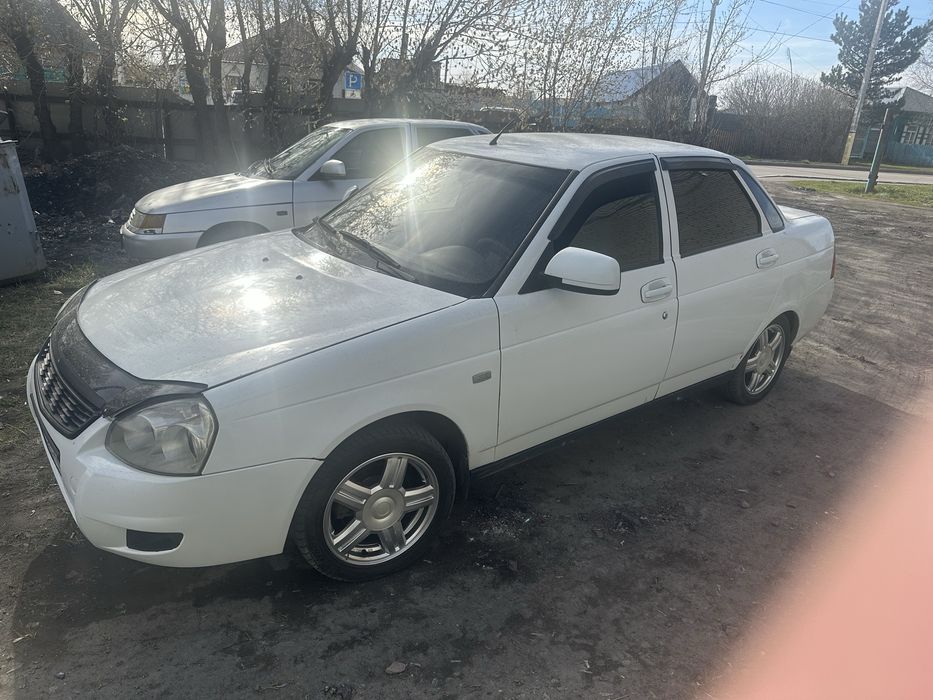 Продам приору 2013 год