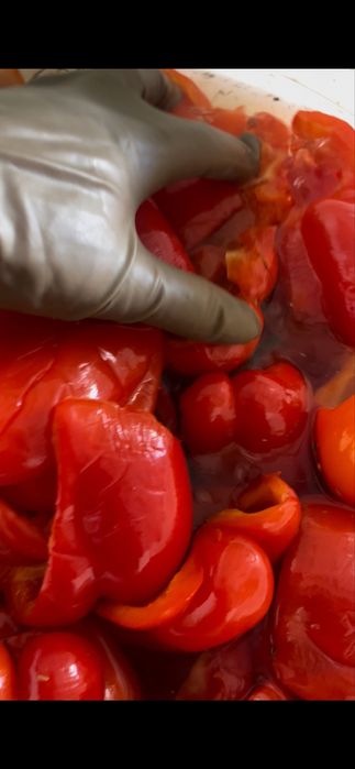 Gogosari si castraveti murati de vanzare