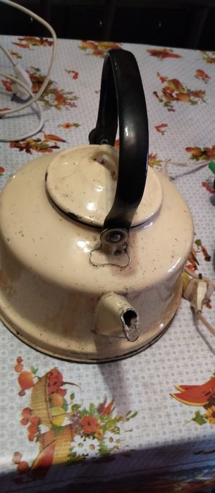 3 различни чайника от 1980-84г