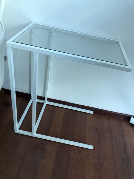Столик IKEA  ВИТШЕ 18000т
