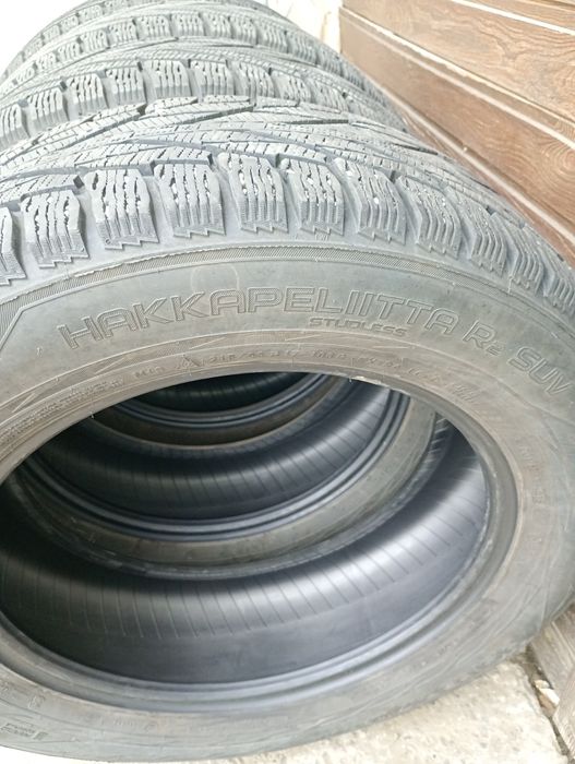Set anvelope iarna 215 65 R17 NOKIAN Hakkapeliitta R2 ca noi