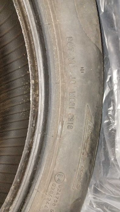 2бр. зимни гуми 215/55/17  55лв. Дот 2018